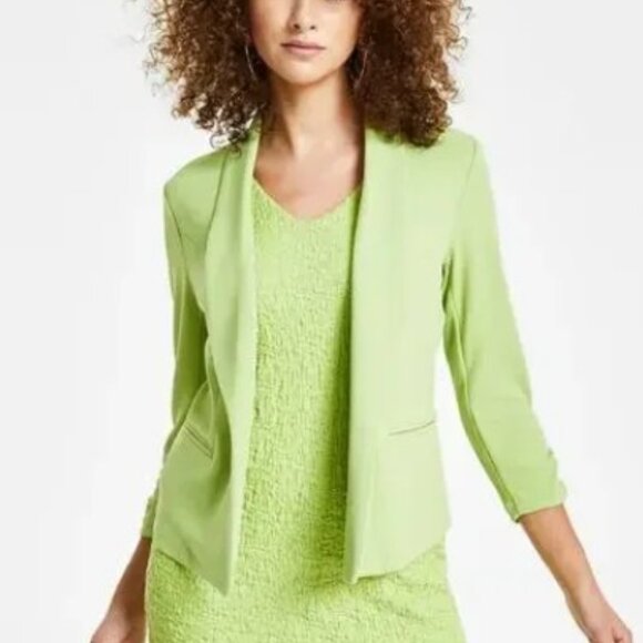 NWT Bar III Jacket Women's Petite Size SP Spring Lime Green 3/4 Ruched Sleeves - Picture 1 of 3
